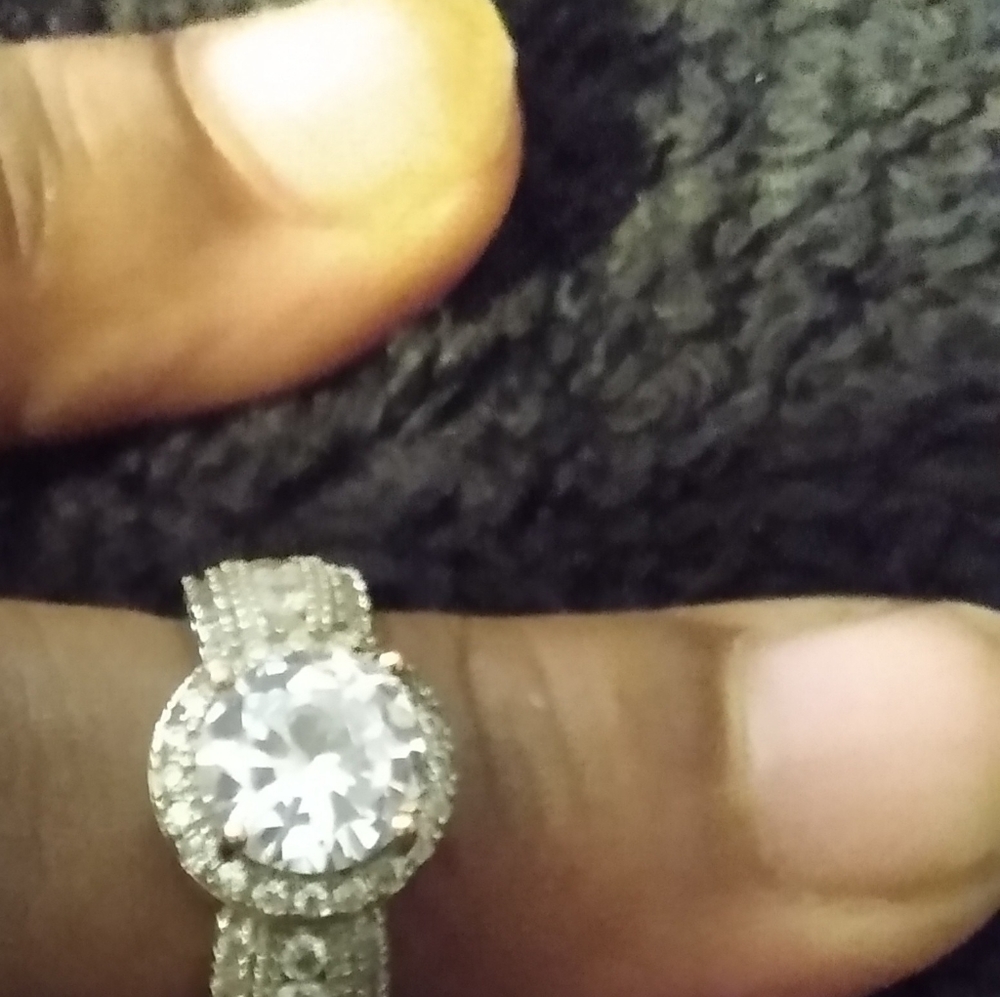 Ring - Picture 4 of 8